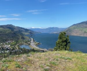View of Columbia gorge from Mosier Oregon. 